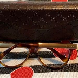 Sold! Gucci Cateye eyeglasses